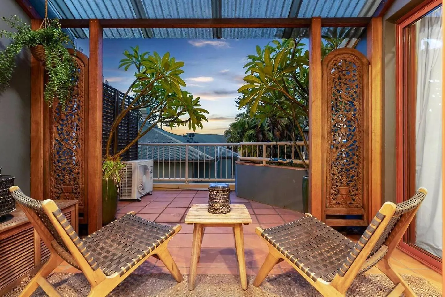 Maui - Bay Lane Retreat - 1 Minute To Beach Byron Bay
